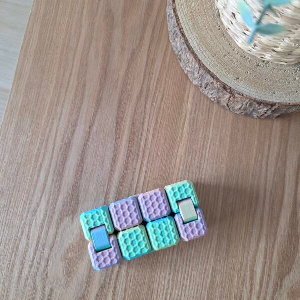 Cube Infini sensory toy Casulo Sensory